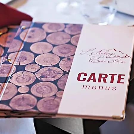 De La Croix Perrin Hotel